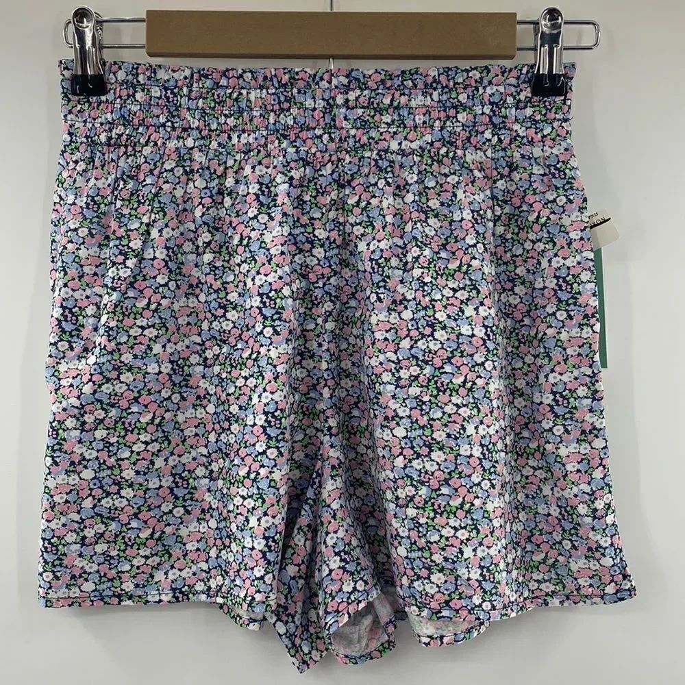 Abound Floral Pink/Blue Shorts size Small
